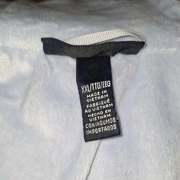 Kirkland Signature Women's Light Blue Ski Jacket - Picture 3 of 7